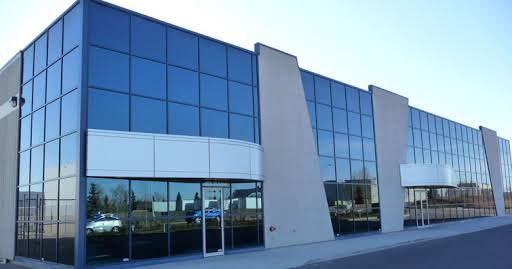 أبواب الألومنيوم